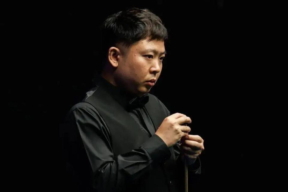 上一场机会太少！王思雨登场16分钟轰19+7+7