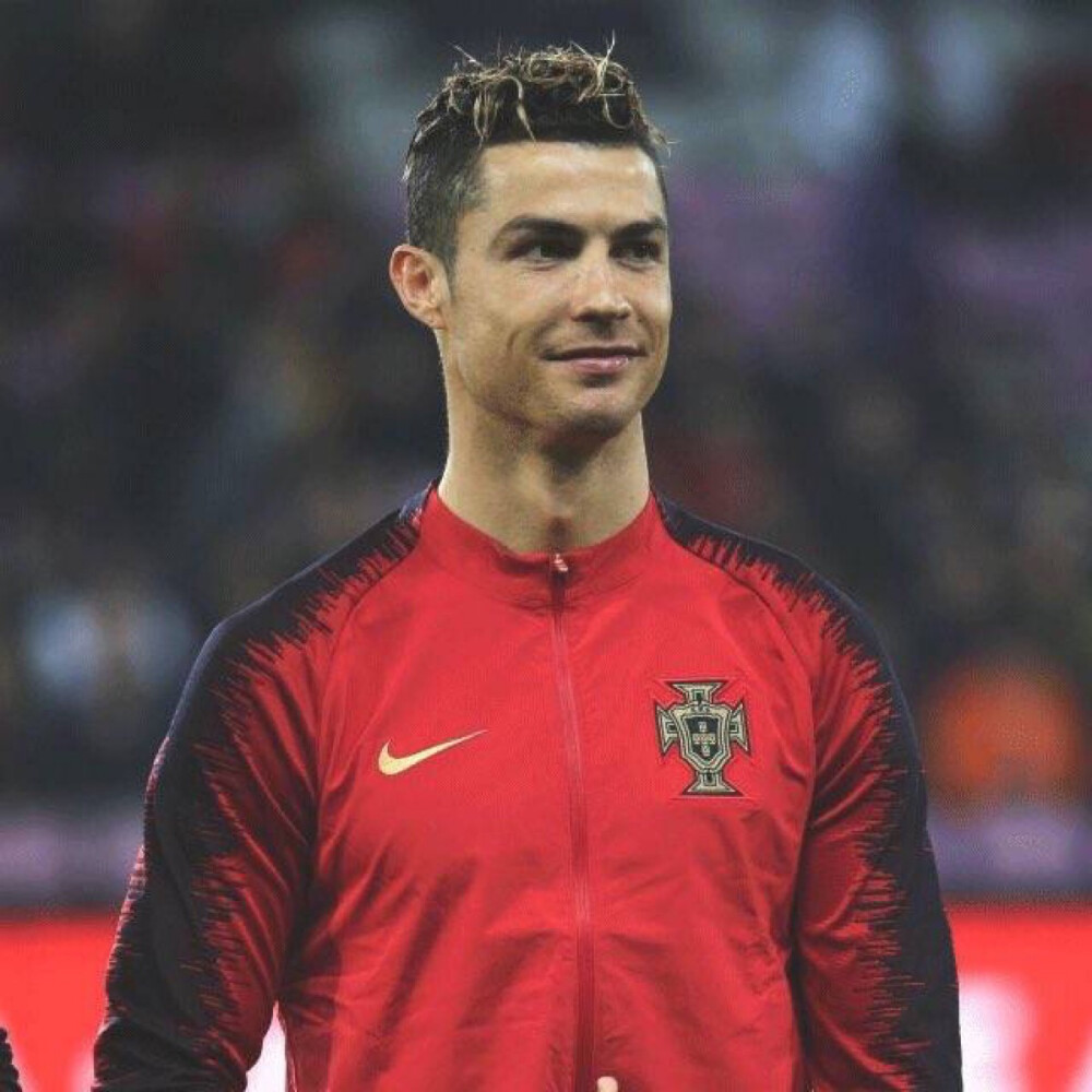 了舞台中央 了舞台中央