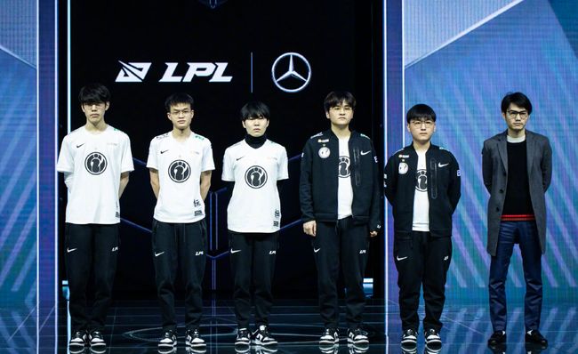 着他们对布 着他们对布