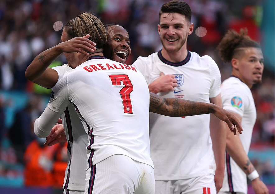 他既能担任 他既能担任