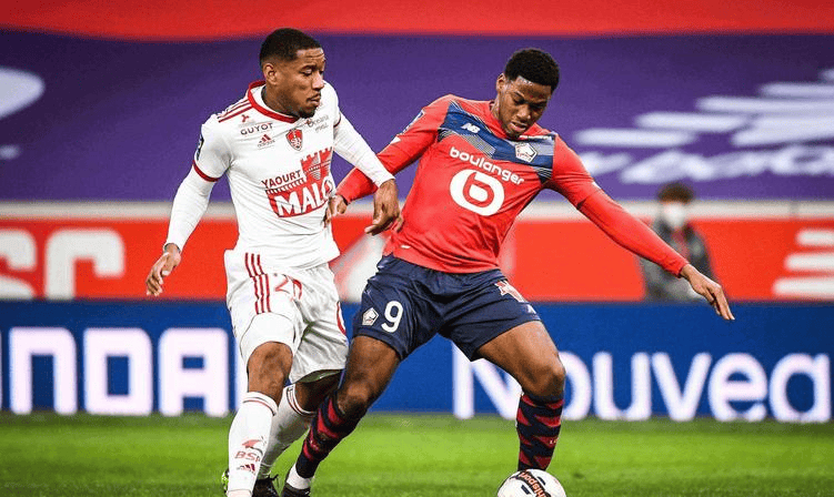 再次超出 再次超出