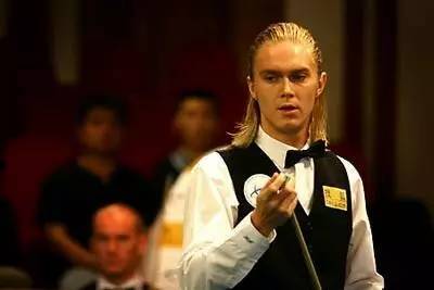 多特蒙德两 多特蒙德两