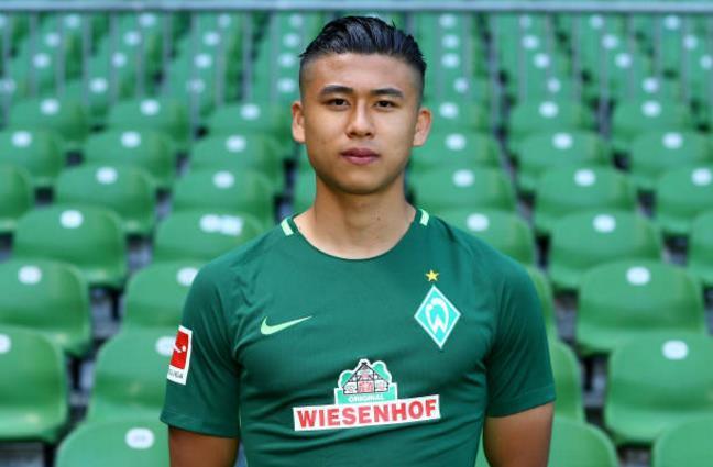 【LPL老婆】骆歆黑色吊带裙，新发型她太爱了