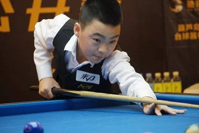 官方：马杜埃凯战布鲁日的单打世界波当选阿森纳