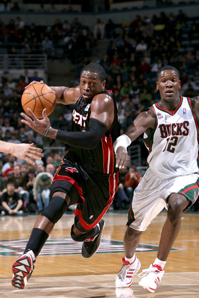 变向护球与
